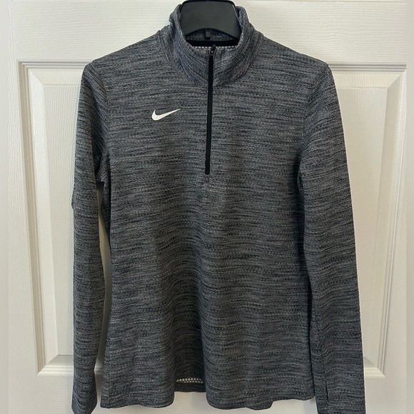 Nike Dri-Fit Quarter Zip - Picture 1 of 3